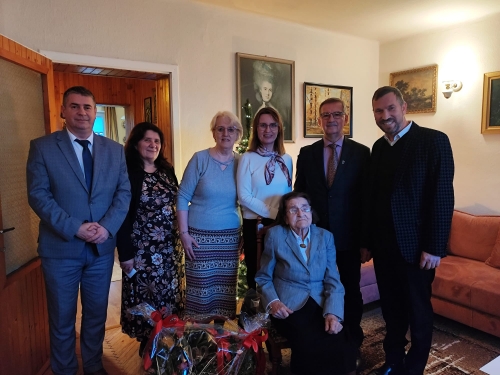 obrazek o{g{w}kły jubileusz Pani Lucyny Stanisławy Sieradzkiej wiecej