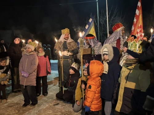 obrazek esszek Trzech Króli w Opatówku wiecej